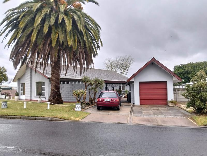 3 Bedroom Property for Sale in St Dumas Western Cape